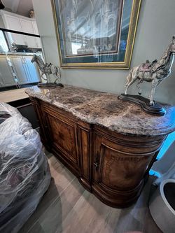 Stone top bar