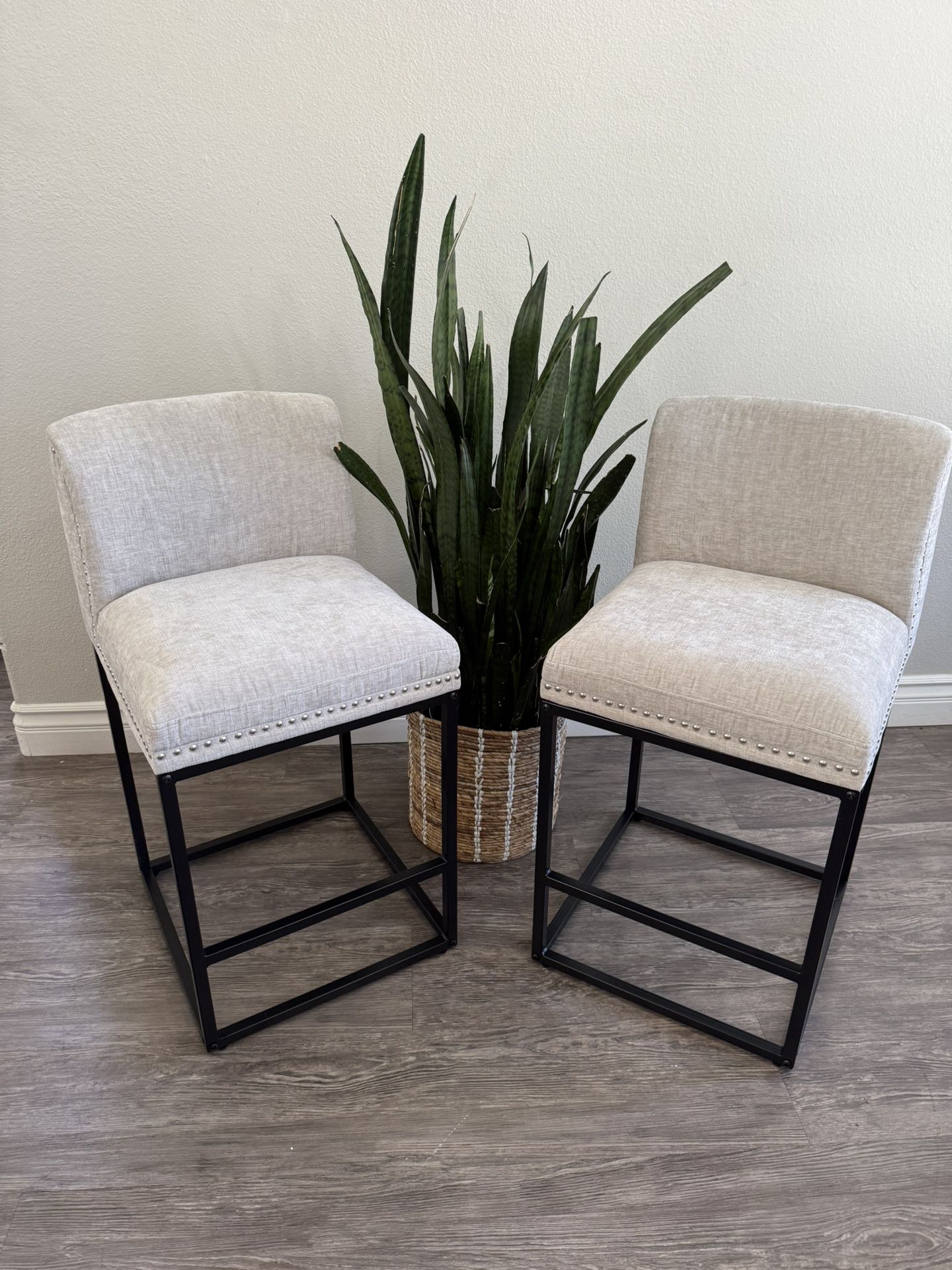 LUE BONA 26" Bar Stools Set of 2, Champagne Chenille Barstools with 5.5" H Thickened Cushion, Modern Counter Height Bar Stools for Kitchen Island
