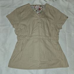 Koi Scrub Top In Tan With 2 Buttons On Top Size Xlarge