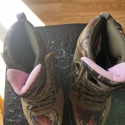 Northside Womens Hiking Boots Camo/Pink 7