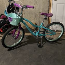 Girls Bike 20” Schwinn with helmet 