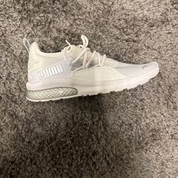 Puma Woman Size 7
