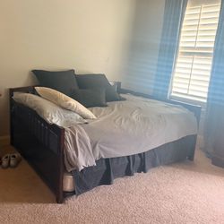 Full And Twin Bed 