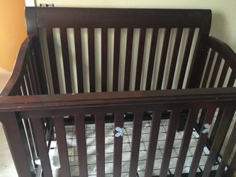 Baby crib