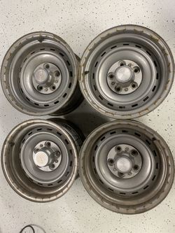 15x8 steel gmc/chevy wheels