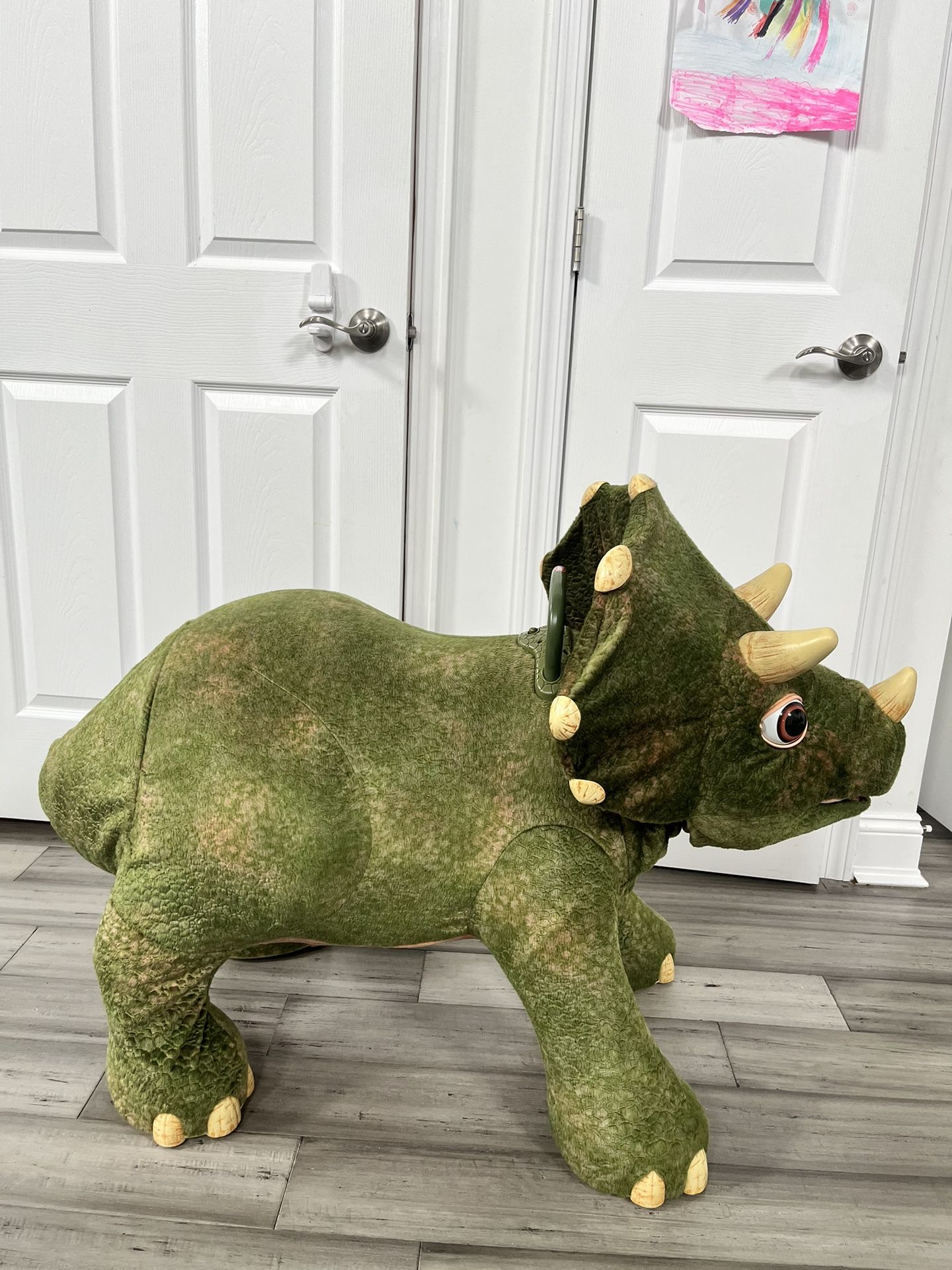 Playskool Kota My Triceratops, vintage electronic dinosaur Excellent condition