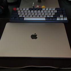 MacBook Pro Touch Bar 2017 13”
