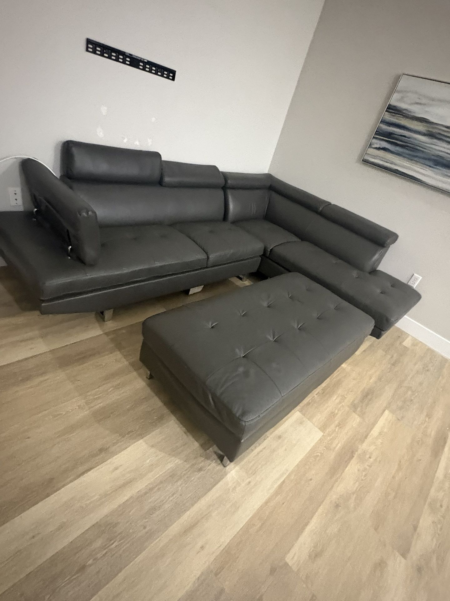 Gray Sectional With Ottoman Originally 1200 Barely Used