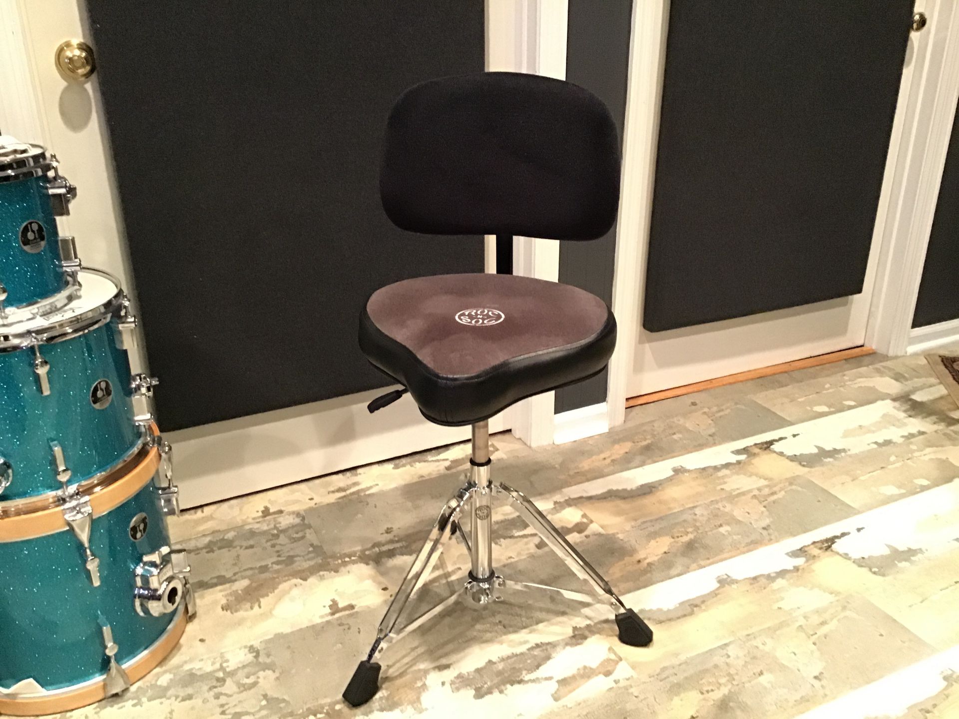 Roc N Soc nitro drum throne with backrest grey/black