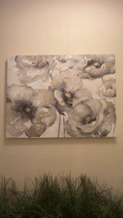 Beautiful big flower canvas