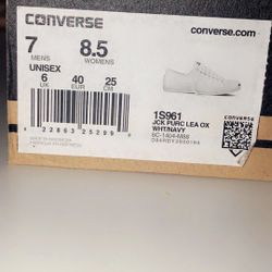 Converse Leather Jack Purcell Unisex Like New  Men’s 7 Ladies 8.5