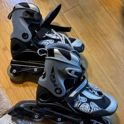 Used Kids Size 4-7 Rollerblades 