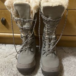 BEARPAW Women’s Isabella Boots Size 7 