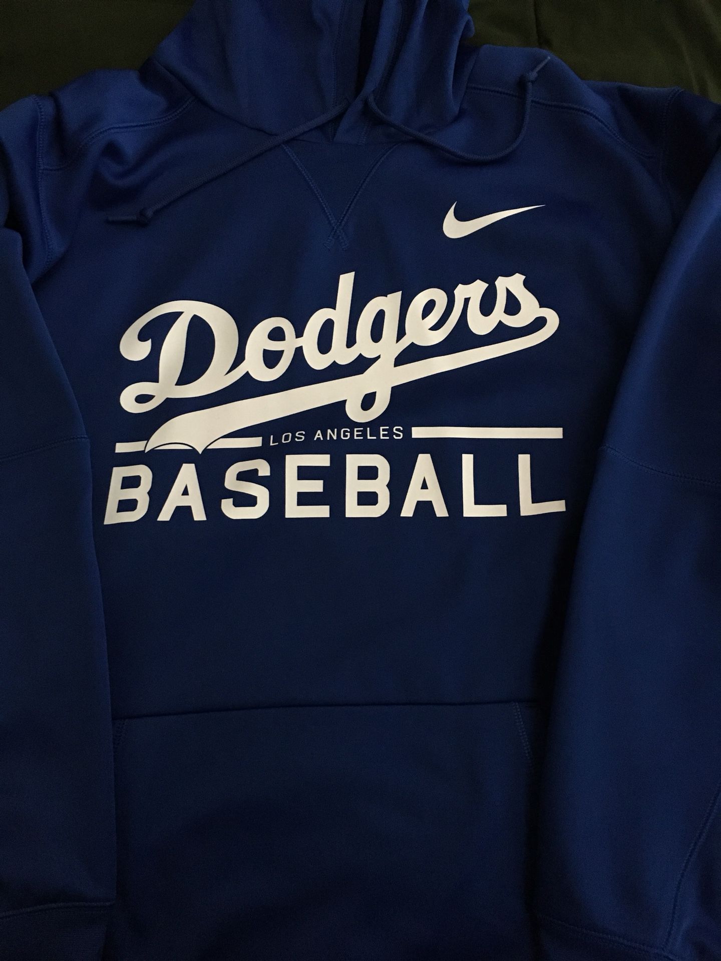 LA Dodgers Nike Dri-Fit Hoodie XL for Sale in Commerce, CA - OfferUp