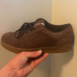 Vans Wally two size 8.5