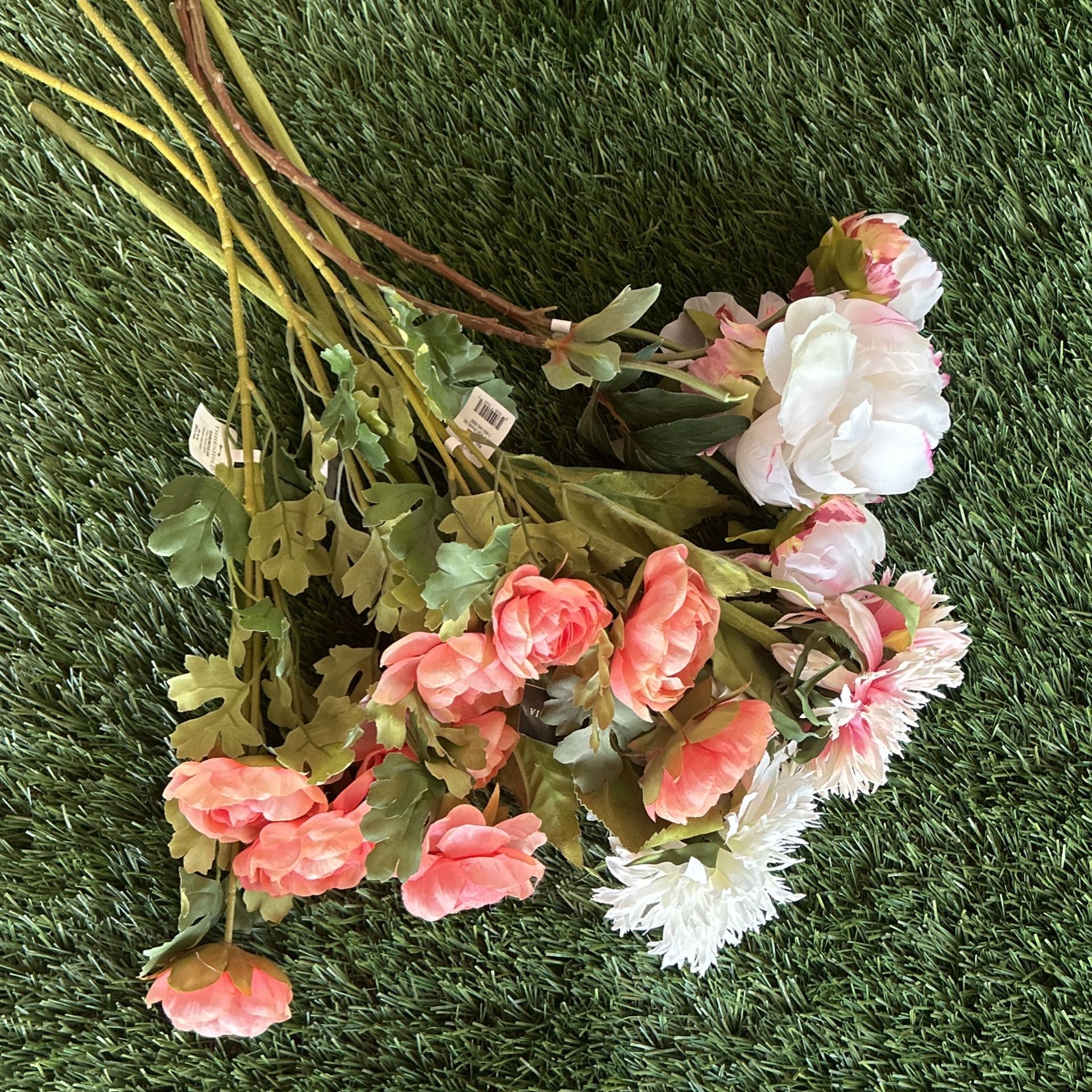 Terrain, Magnolia, Threshold Faux Flowers