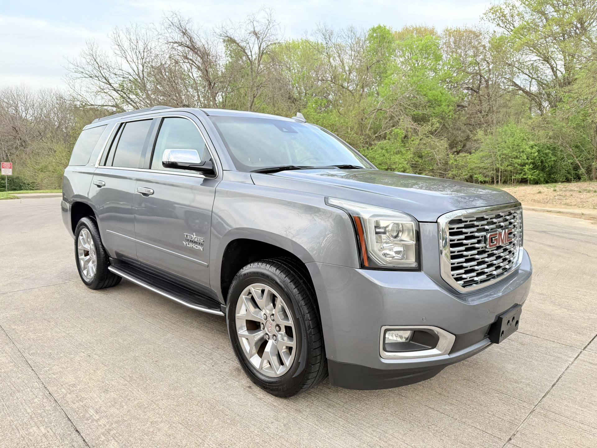 2019 GMC Yukon SLT SUV