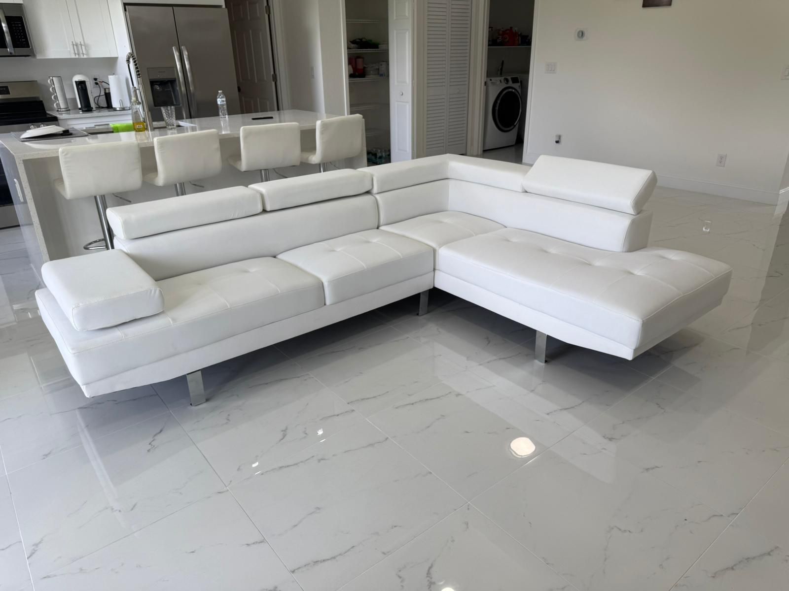 Brand New Sectional Sofa / Sofa Seccional Nuevo a Estrenar .. Fast π