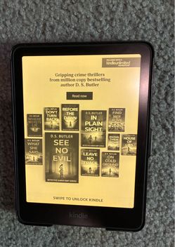 Kindle Paperwhite 10th Gen (Waterproof) + Protective Cover - Excellent Condition