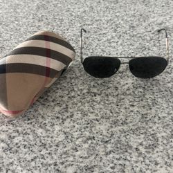 Burberry Sunglasses/ Authentic/ Exceptional Condition 