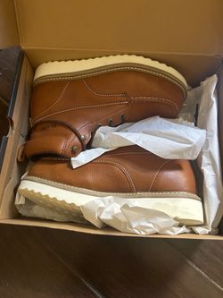 Steal toe boots