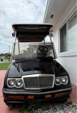 Lincoln Golf Cart