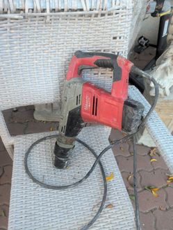 Milwaukee rotary drill rotary hammer CDs Max heavy duty. good condition