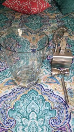 BRAND NEW ICE BUCKET