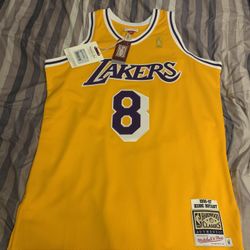 Kobe Bryant Authentic Mitchell & Ness Jersey 