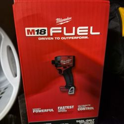 M18 Milwaukee Fuel Impact Driver 1/4"