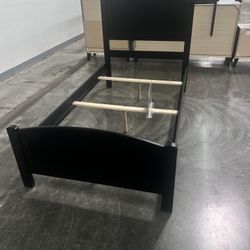 Cama Twin Size Nueva En Su Caja Incluye Colchones 