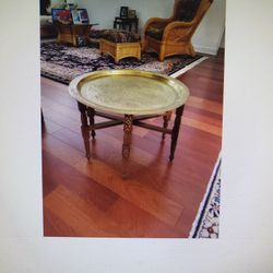 MOROCCAN TABLE (ANTIQUE)