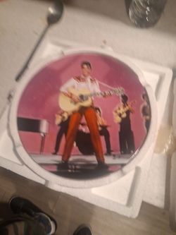 Elvis plate