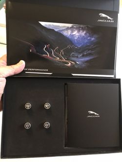 original Jaguar valve cover (tires)