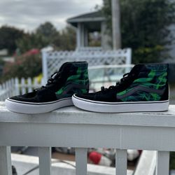 Sk8-Hi Vans