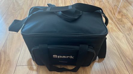 Positive Grid Spark 40 Smart Guitar Amp 40W + Official Traveler Gig Bag Bundle