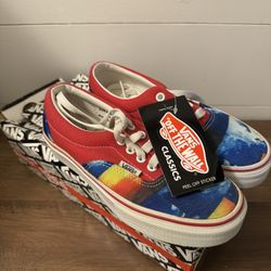 New vans aurora red and white flight club men’s size 4 or woman’s 5.5 $40 