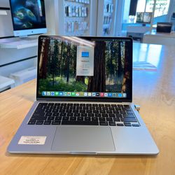 💻 Apple MacBook Air 13" — M4 Chip (2025) | 16GB RAM | 256GB SSD | Sky Blue