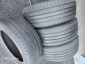 4 used tires 215 55r17 Yokohama Avid $200.00 all 4