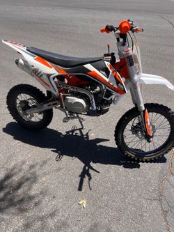 EGL 125cc