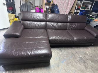 Leather couch Minor scuffs