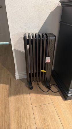 Oil-Filled Radiator Space Heater – Excellent Condition