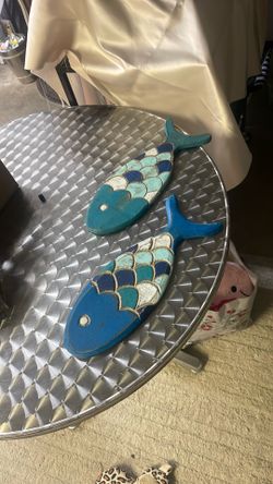 2 Wooden decor, fish