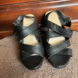 Women’s Shoes Size 8.5
