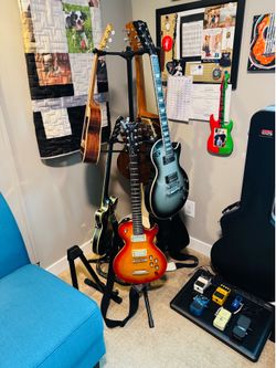 Guitar Stand