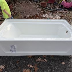 Sterling Right Handed Bathtub 30” X 60” 