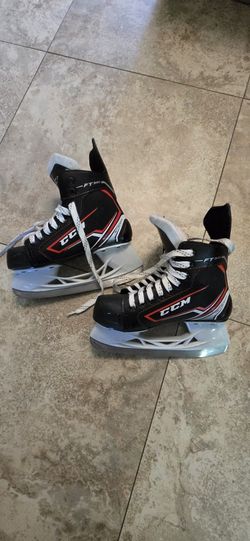 CCM  FT340 Jetspeed Boys Kids Hockey Skates Ice Blades