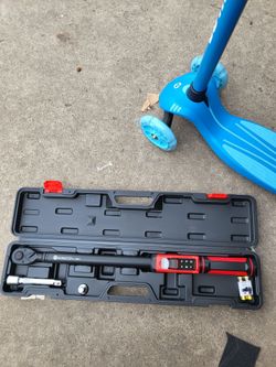 SUERCUP 1/2-inch Digital Torque Wrench