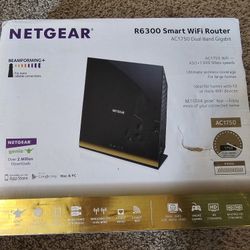 NETGEAR R6300 Smart WiFi Router
