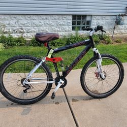 Mens mountain Bike